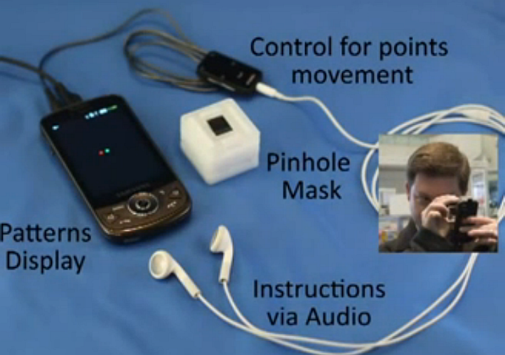 Система EyeNetra для определения остроты зрения с помощью смартфона (кадр из деморолика)